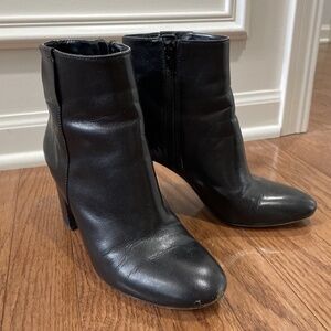 Nine West Black Leather Ankle Boots Size 6.5 WhyNot Booties